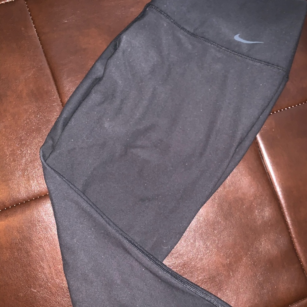 Nike crop leggings